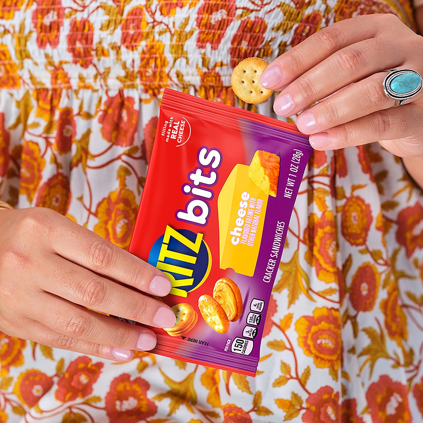 Nabisco Classic Mix Variety Pack, OREO Mini, CHIPS AHOY! Mini, Nutter Butter Bites, RITZ Bits Cheese, School Snacks, 20 - 1 oz Snack Packs - Collins Global Snack Store